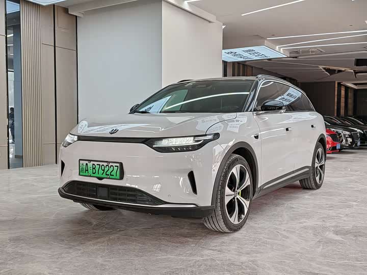 Фото 1 - Leapmotor C11