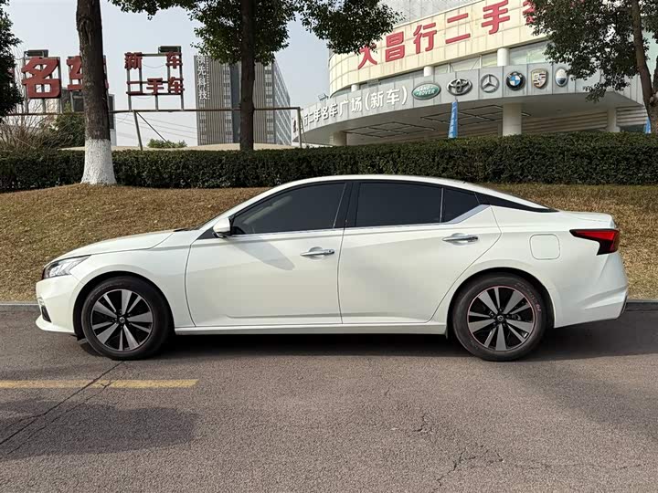 Фото 3 - Nissan Teana