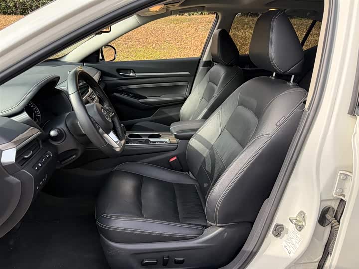 Фото 8 - Nissan Teana