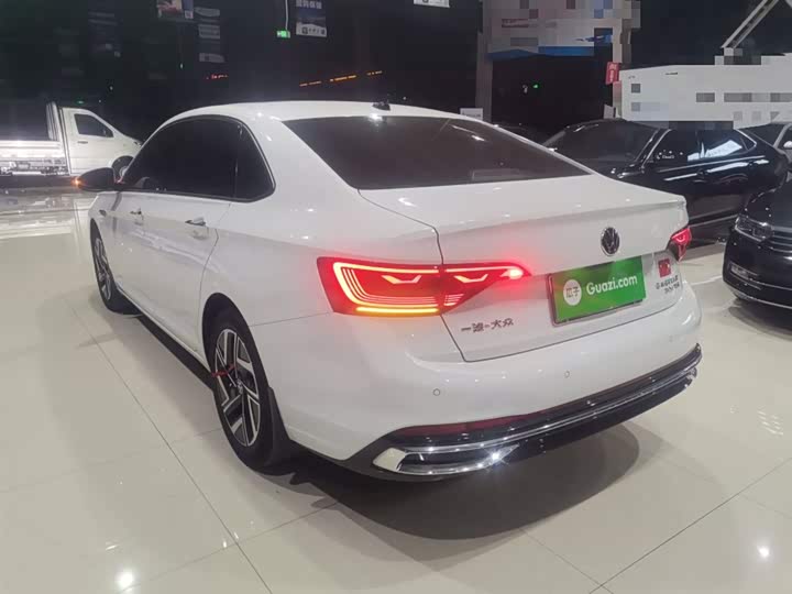 Фото 5 - Volkswagen Sagitar L