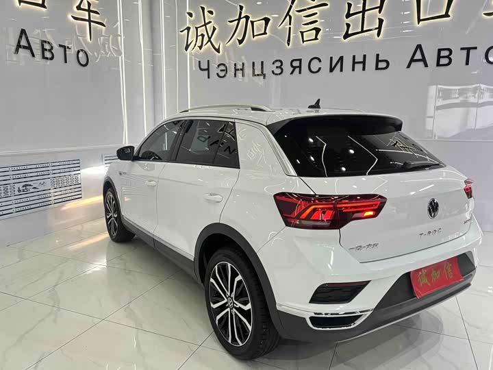 Фото 4 - Volkswagen T-Roc