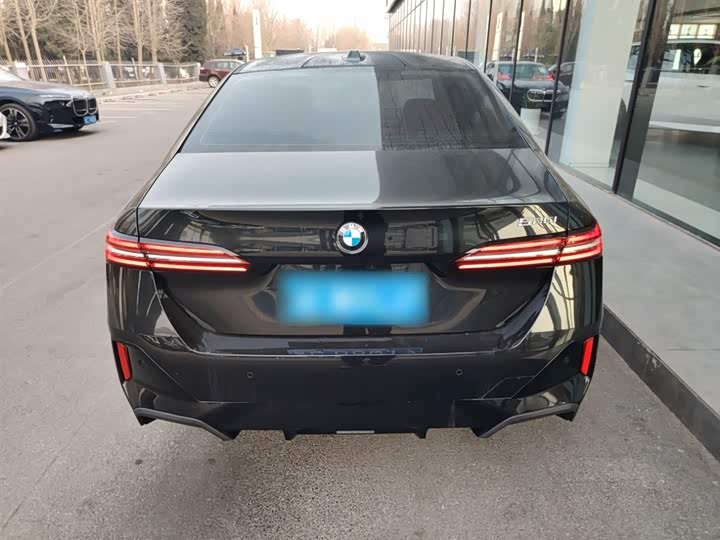 Фото 6 - BMW 5 Series