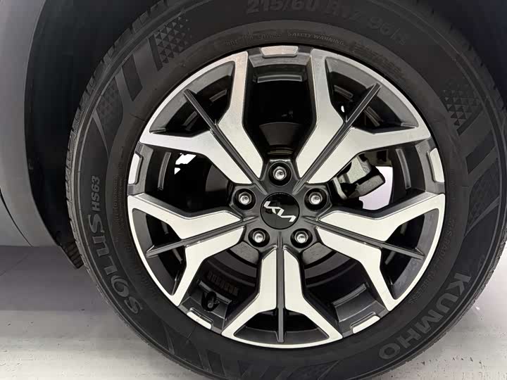 Фото 7 - Kia KX3