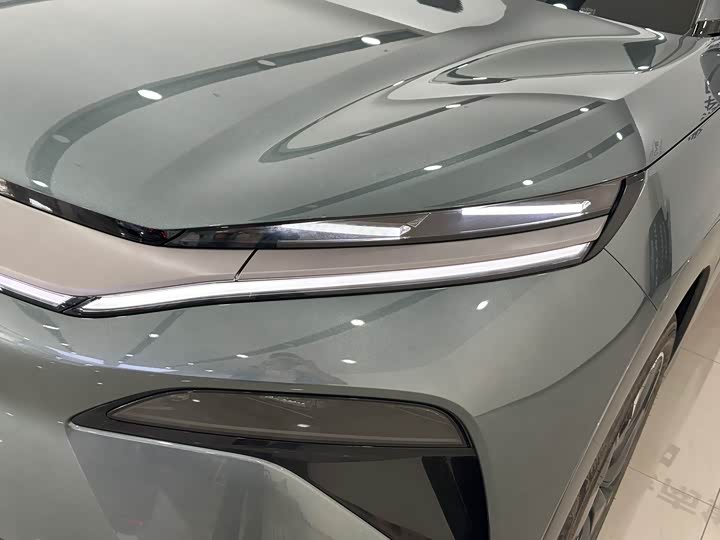 Фото 3 - BYD Tang L