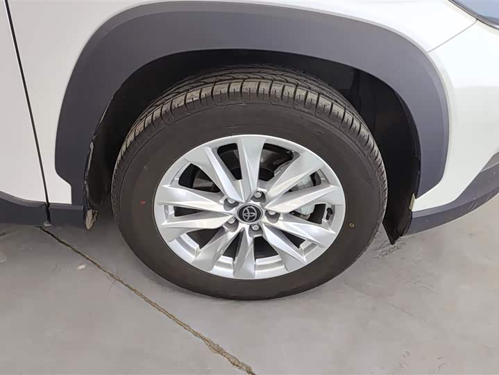 Фото 6 - Toyota Corolla Cross