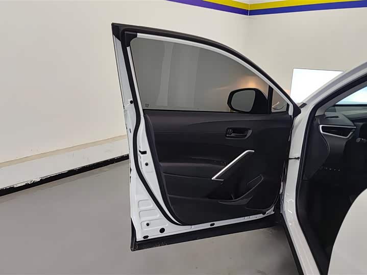 Фото 7 - Toyota Corolla Cross