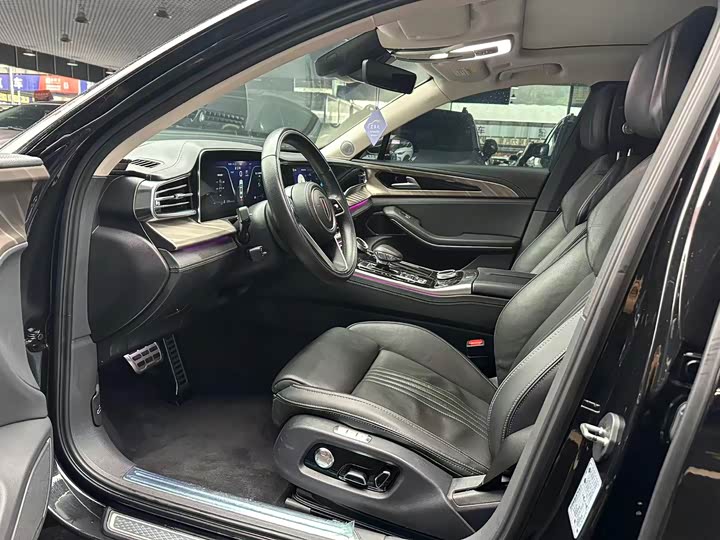 Фото 6 - Hongqi H9