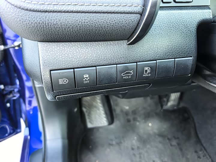 Фото 9 - Toyota Camry