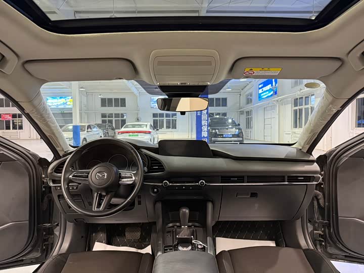 Фото 9 - Mazda 3 (Axela)