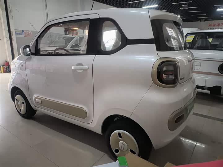 Фото 5 - Bestune Pony