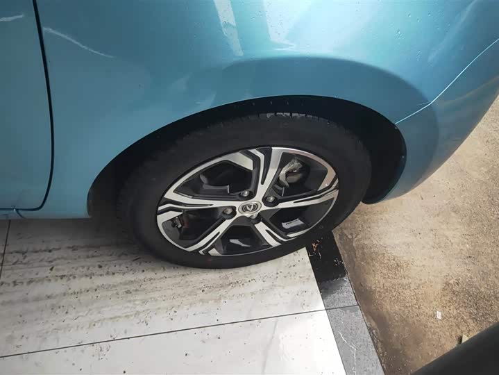 Фото 6 - Changan BenBen E-Star