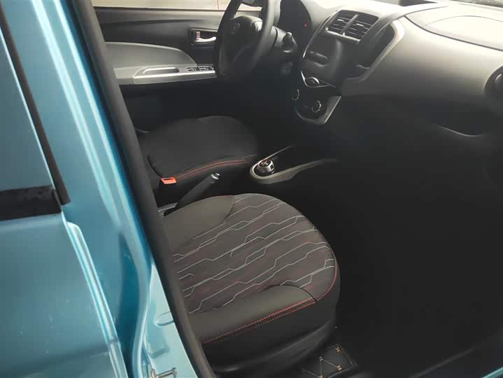 Фото 8 - Changan BenBen E-Star