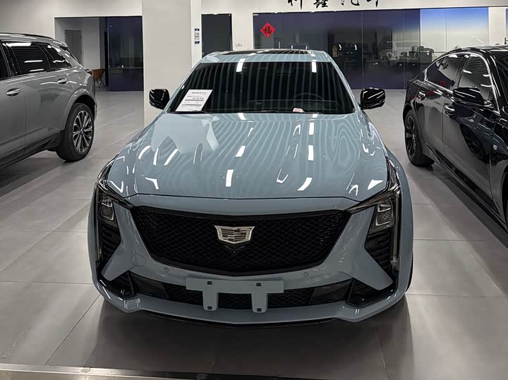 Фото 2 - Cadillac CT5