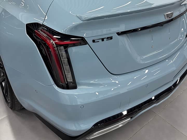 Фото 6 - Cadillac CT5