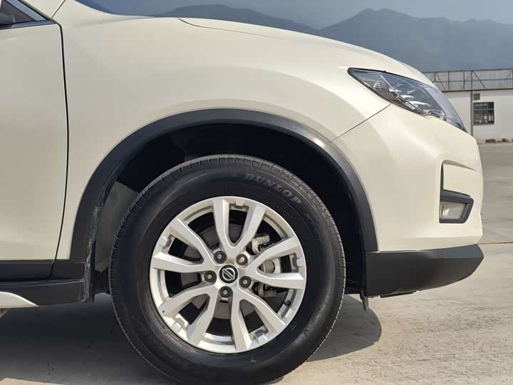 Фото 5 - Nissan X-Trail