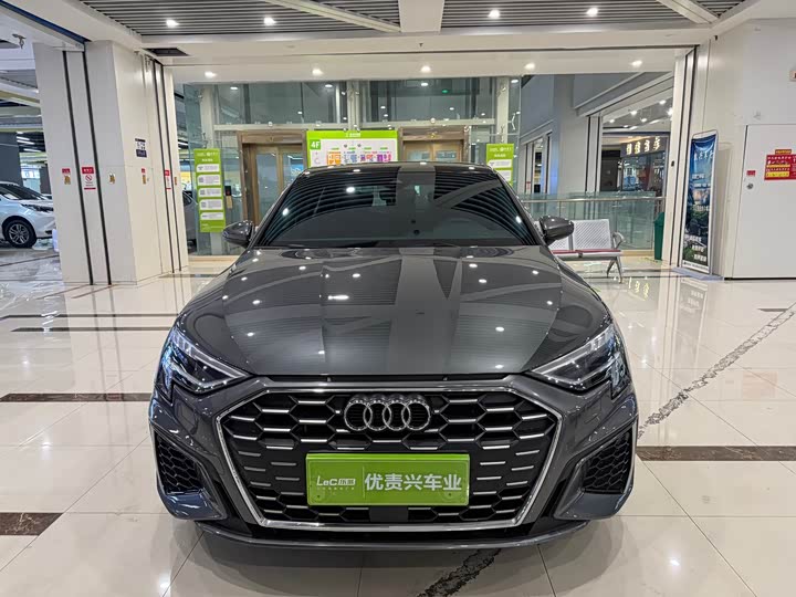 Фото 1 - Audi A3