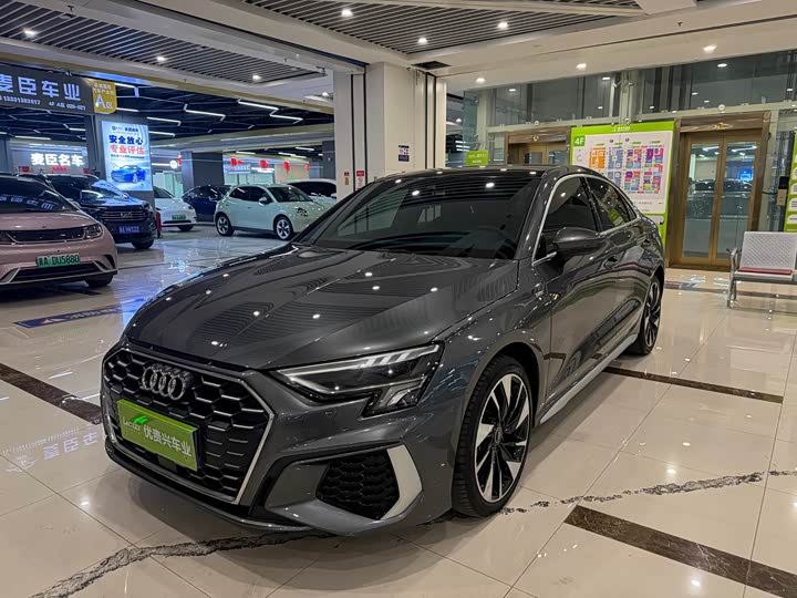 Фото 2 - Audi A3