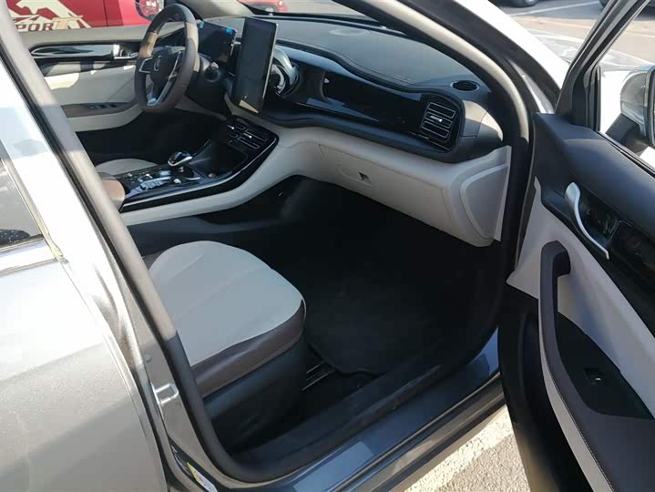 Фото 8 - BYD Qin Plus