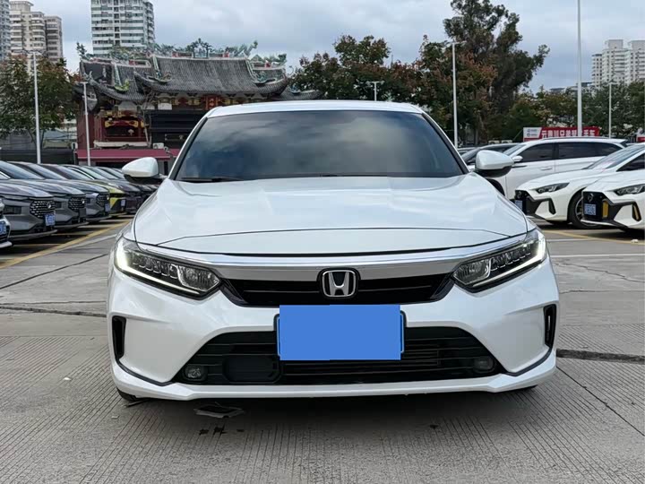 Фото 2 - Honda Inspire