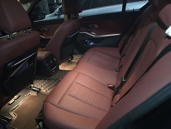 Фото 7 - BMW 3 Series