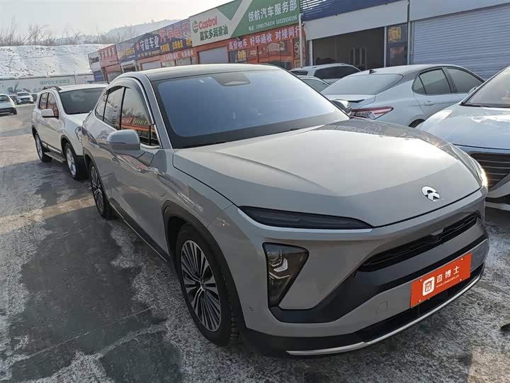 Фото 7 - Nio EC6