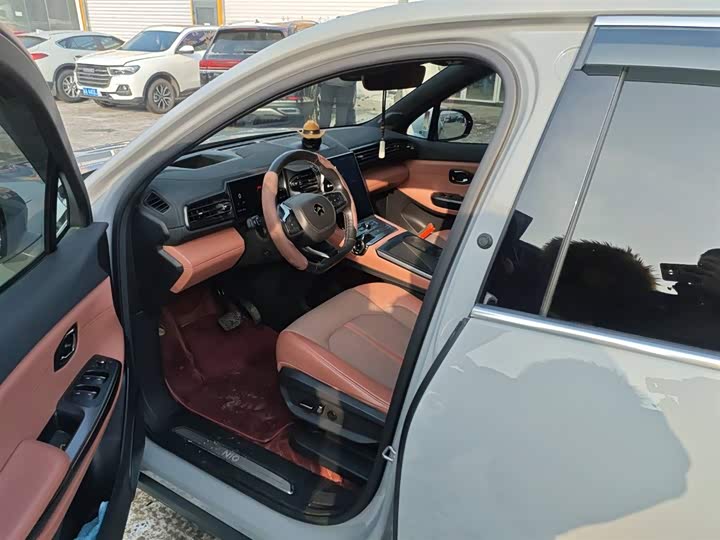 Фото 8 - Nio EC6