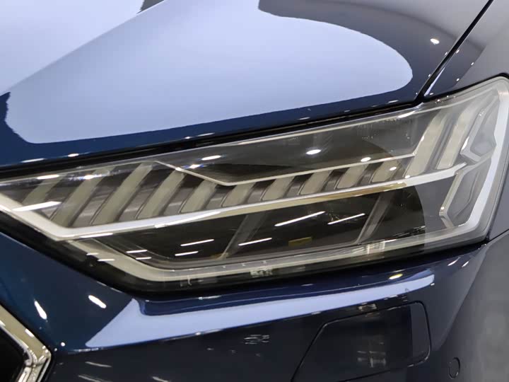 Фото 5 - Audi A7L