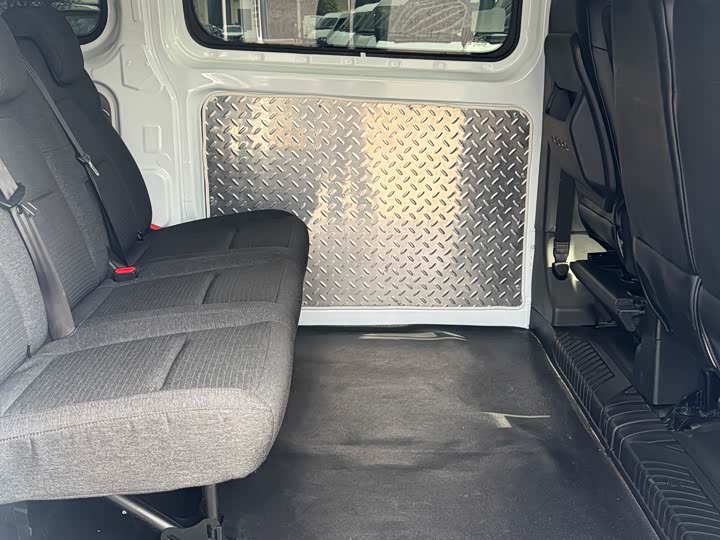 Фото 8 - Ford Transit