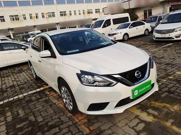 Фото 4 - Nissan Sylphy