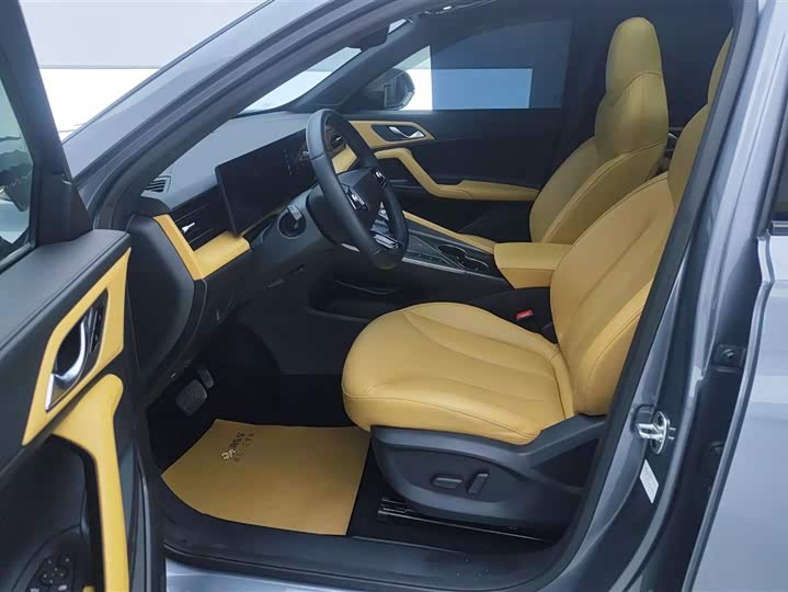 Фото 9 - Roewe RX5