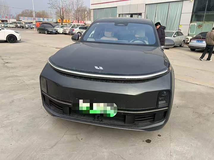 Фото 1 - LiXiang L8