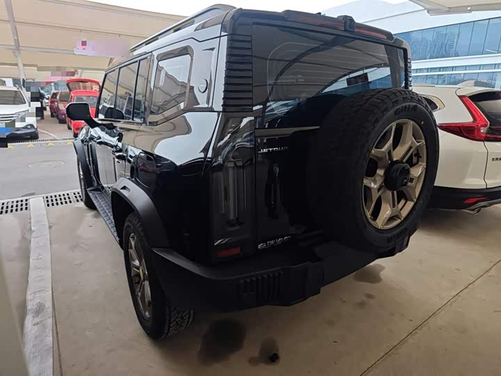 Фото 5 - Jetour T2