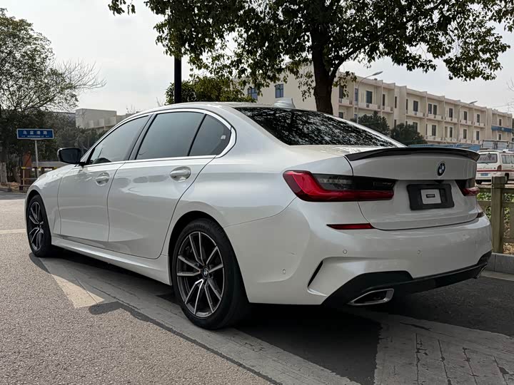 Фото 4 - BMW 3 Series