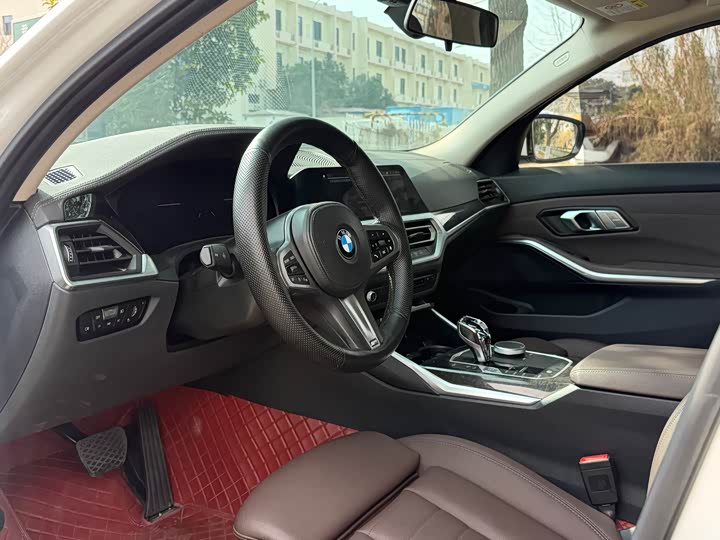 Фото 7 - BMW 3 Series