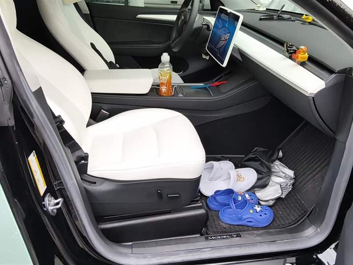 Фото 8 - Tesla Model Y