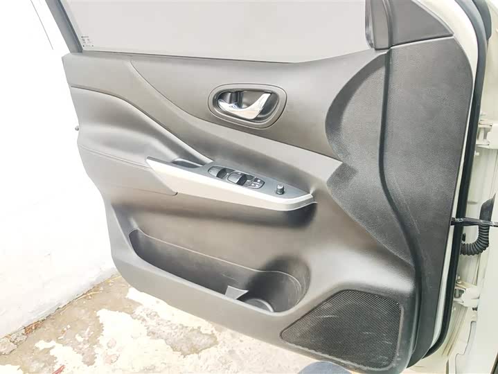 Фото 7 - Nissan Terra