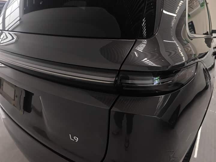 Фото 8 - LiXiang L9