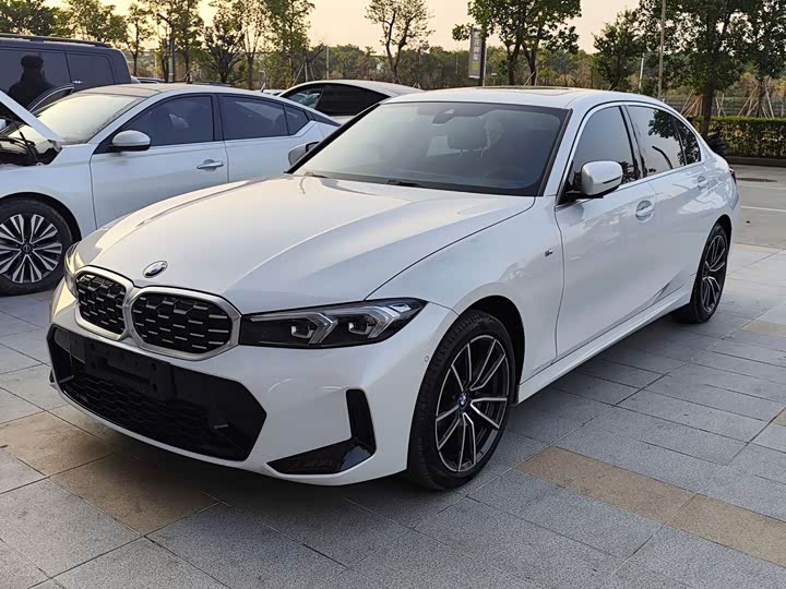 Фото 1 - BMW 3 Series