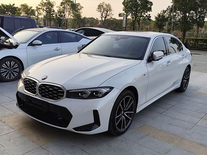 Фото 2 - BMW 3 Series