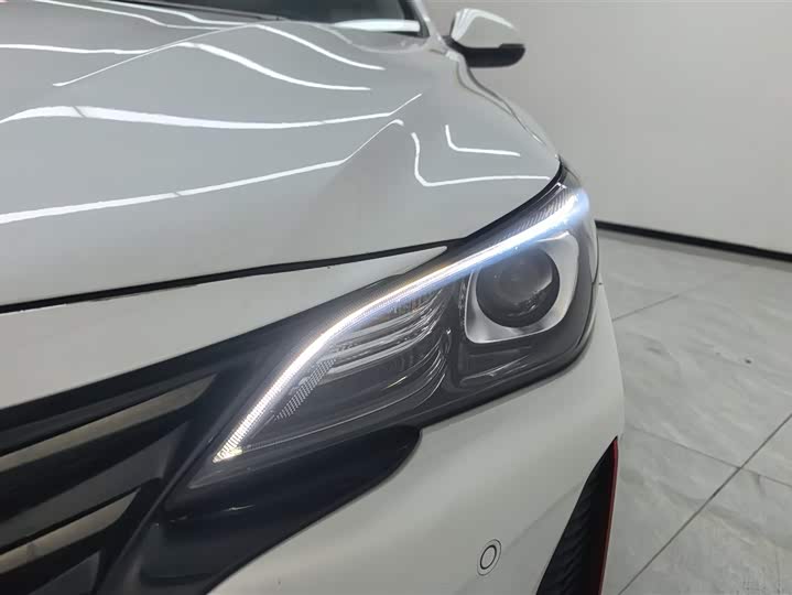 Фото 5 - Changan Raeton CC