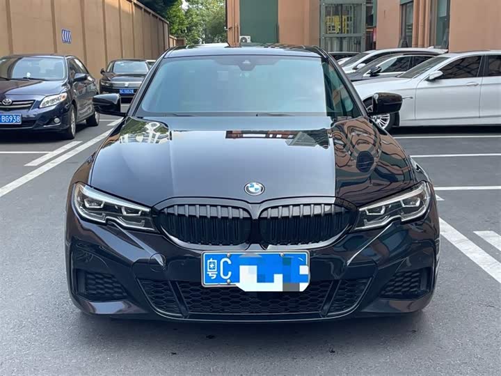 Фото 2 - BMW 3 Series