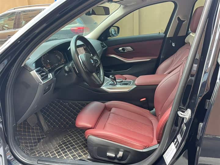 Фото 7 - BMW 3 Series