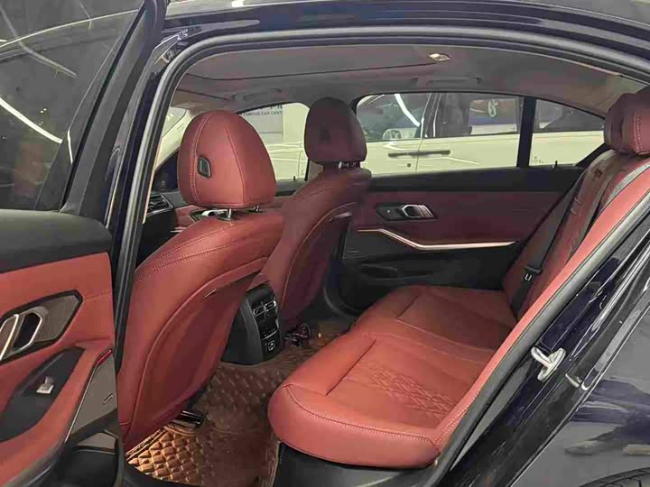 Фото 5 - BMW 3 Series