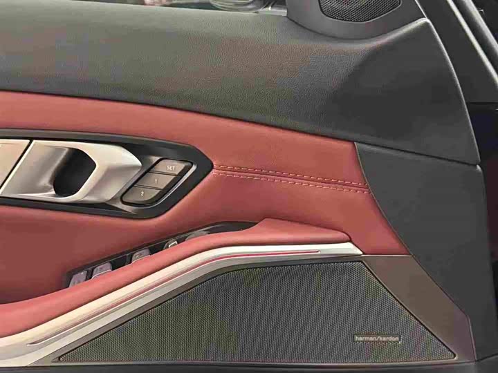 Фото 8 - BMW 3 Series