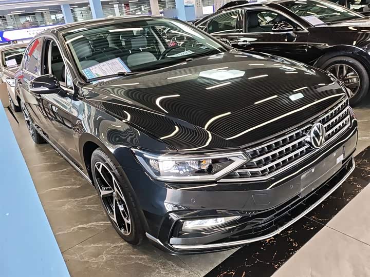 Фото 4 - Volkswagen Magotan