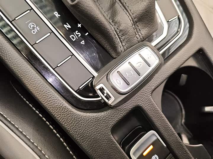 Фото 9 - Volkswagen Magotan