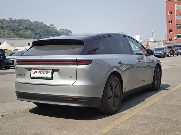 Фото 7 - LiXiang i6