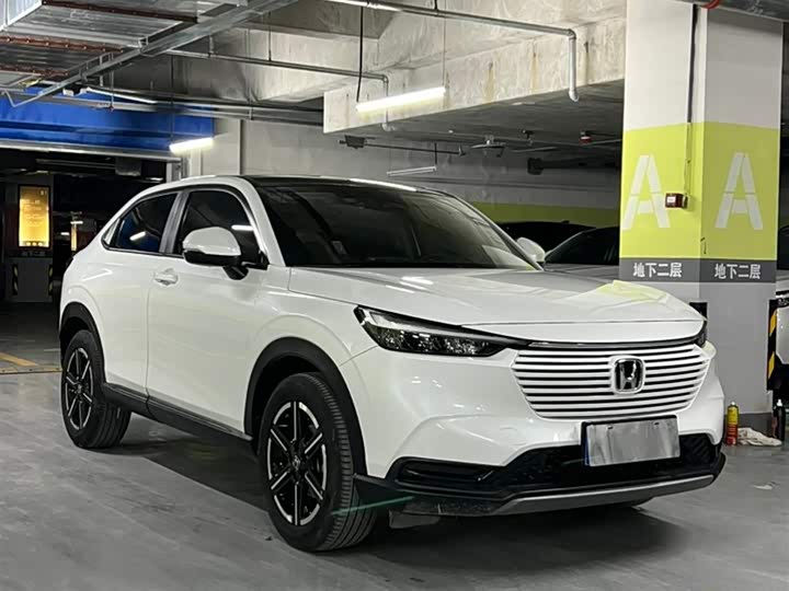 Фото 3 - Honda Vezel