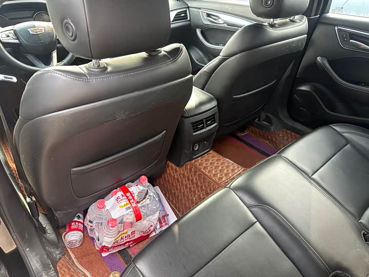 Фото 8 - Cadillac CT5