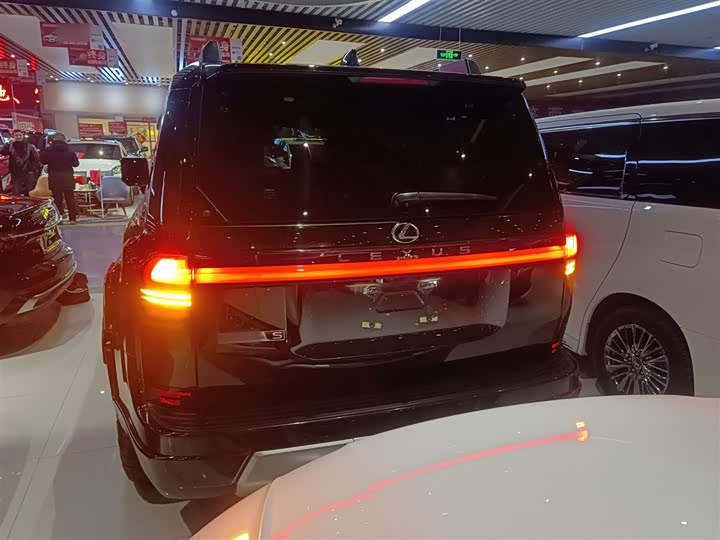 Фото 6 - Lexus GX
